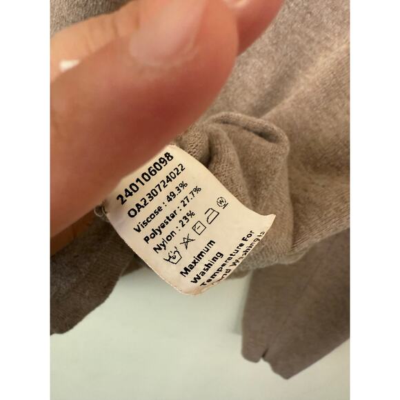 Commense Collared Long Sleeve Tan Pull Over V-Neck Preppy Office Work Sweater-L - Picture 4 of 5